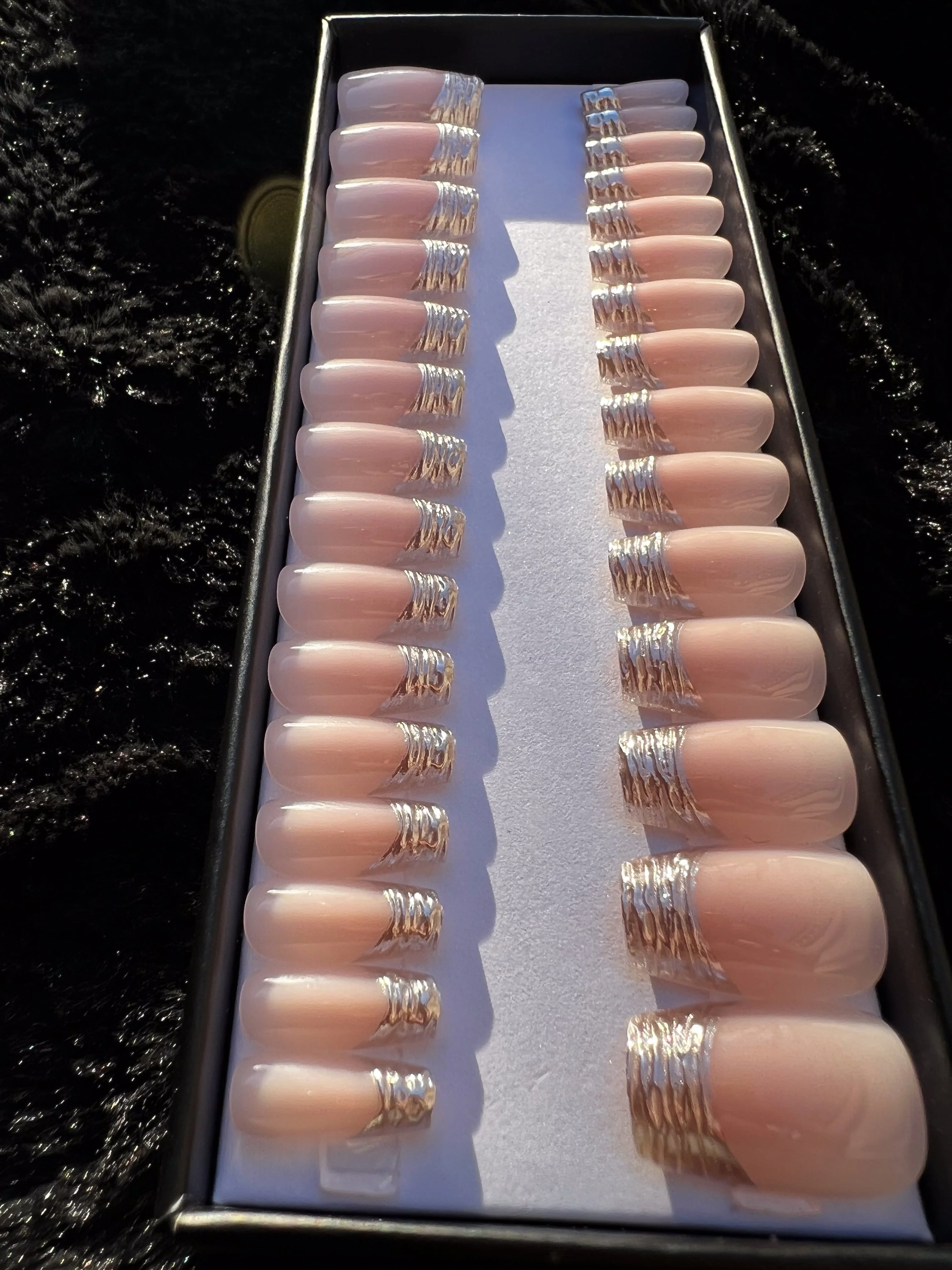 Silver touch - Image 2